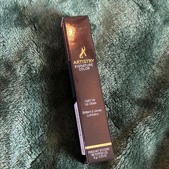 Amway Other - Artistry Signature Color Light Up Lip Gloss - Pink Nude NEW Amway